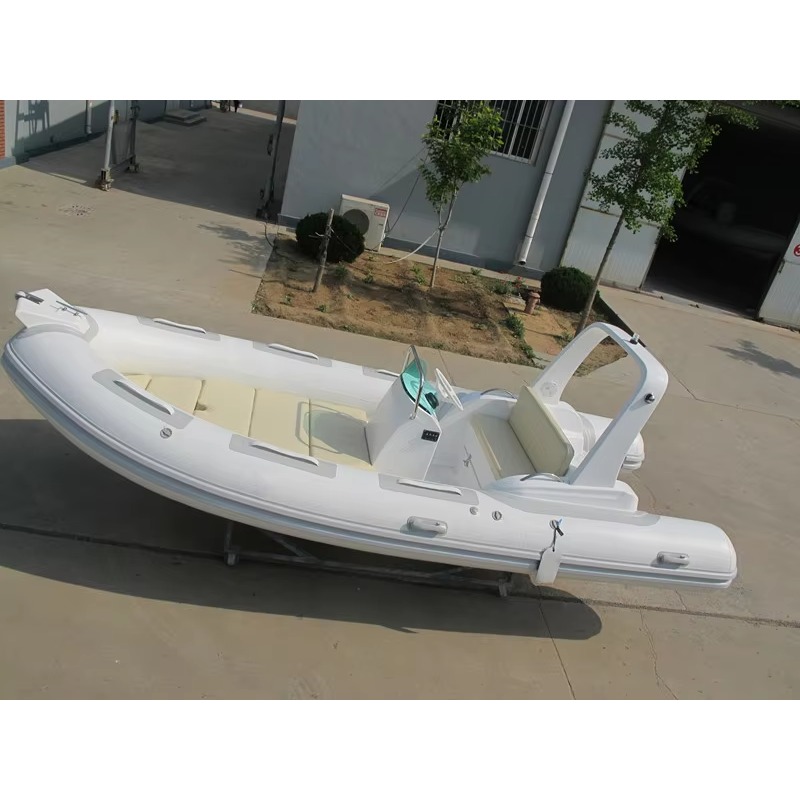 RIB520C 6-Person Center Consol - Outdoor Sports Center ulasan dan harga
